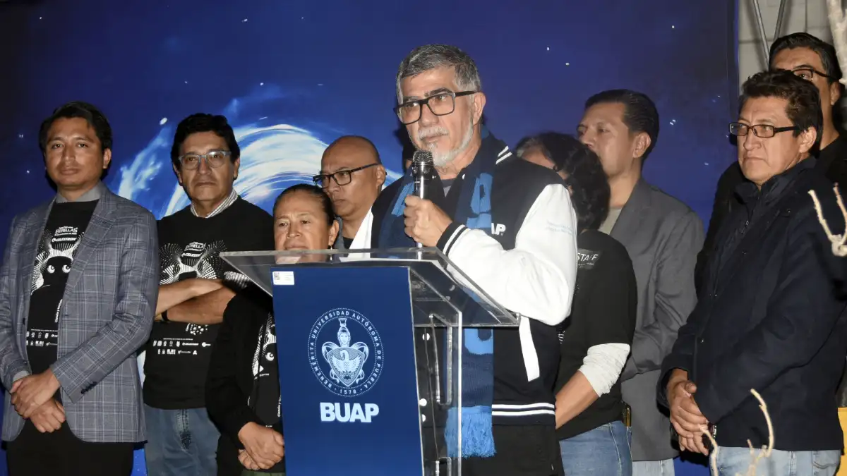 La BUAP acerca la ciencia a la sociedad en La Noche de las Estrellas 2025