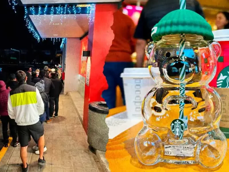 Vaso Bearista de Starbucks provoca campamentos y filas desde la madrugada en Puebla