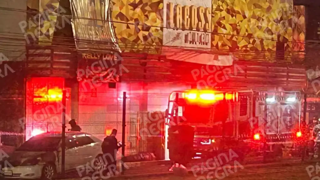 Sube a siete los muertos por el incendio provocado al table dance Lacoss en Puebla