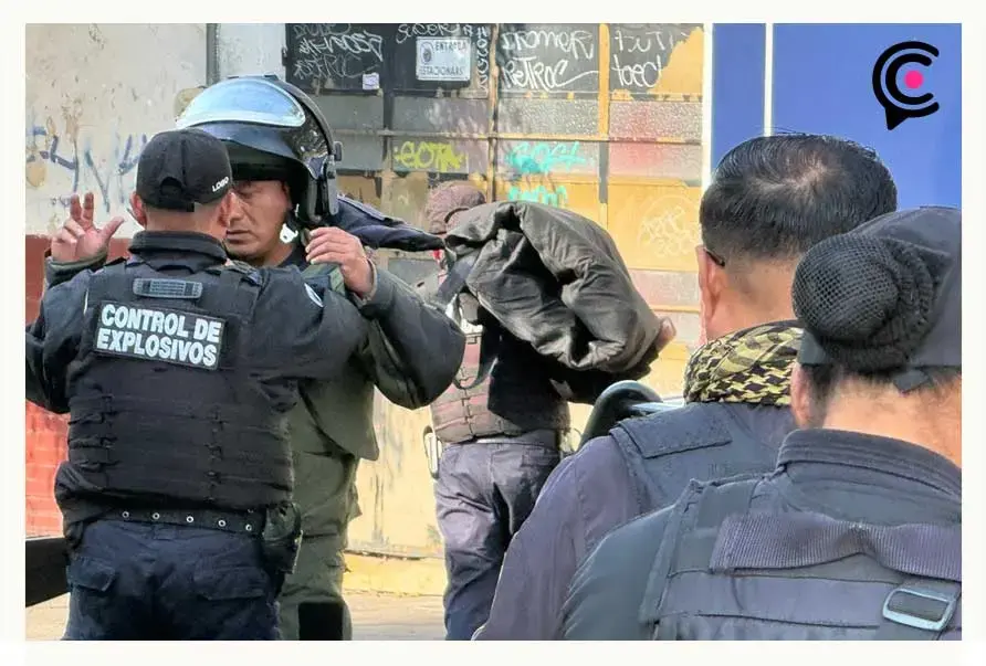 Encuentran artefacto explosivo en puesto de quesadillas en El Carmen, Puebla