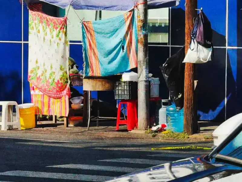 Encuentran artefacto explosivo en puesto de quesadillas en El Carmen, Puebla