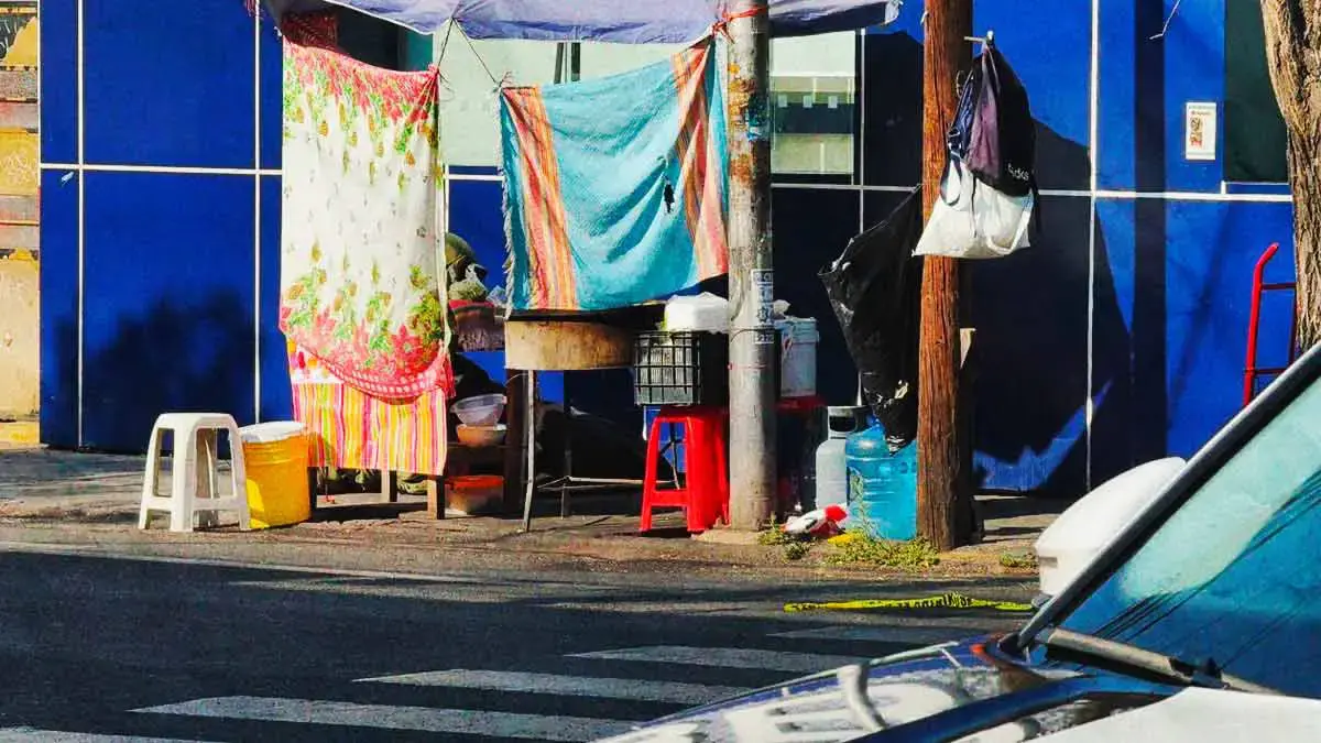Encuentran artefacto explosivo en puesto de quesadillas en El Carmen, Puebla