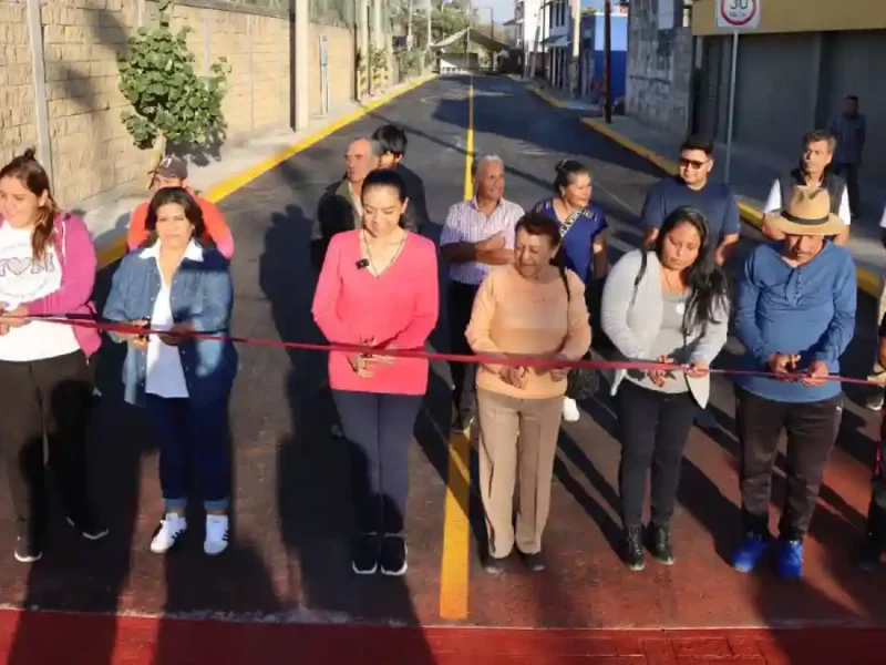 Ariadna Ayala entrega rehabilitación de la carretera a Tianguismanalco en Rancho Gamboa 