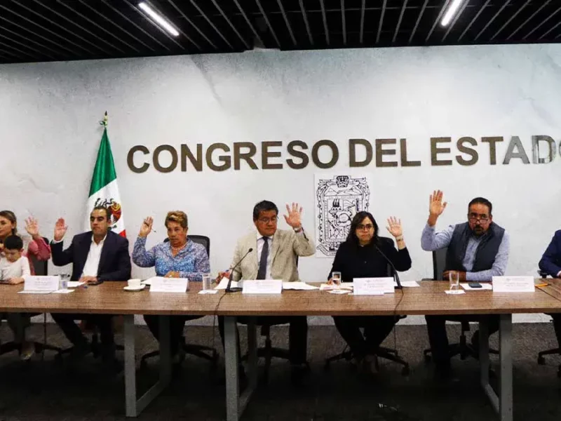 Comisión de Hacienda del Congreso de Puebla aprueba concesión de paraderos en la capital