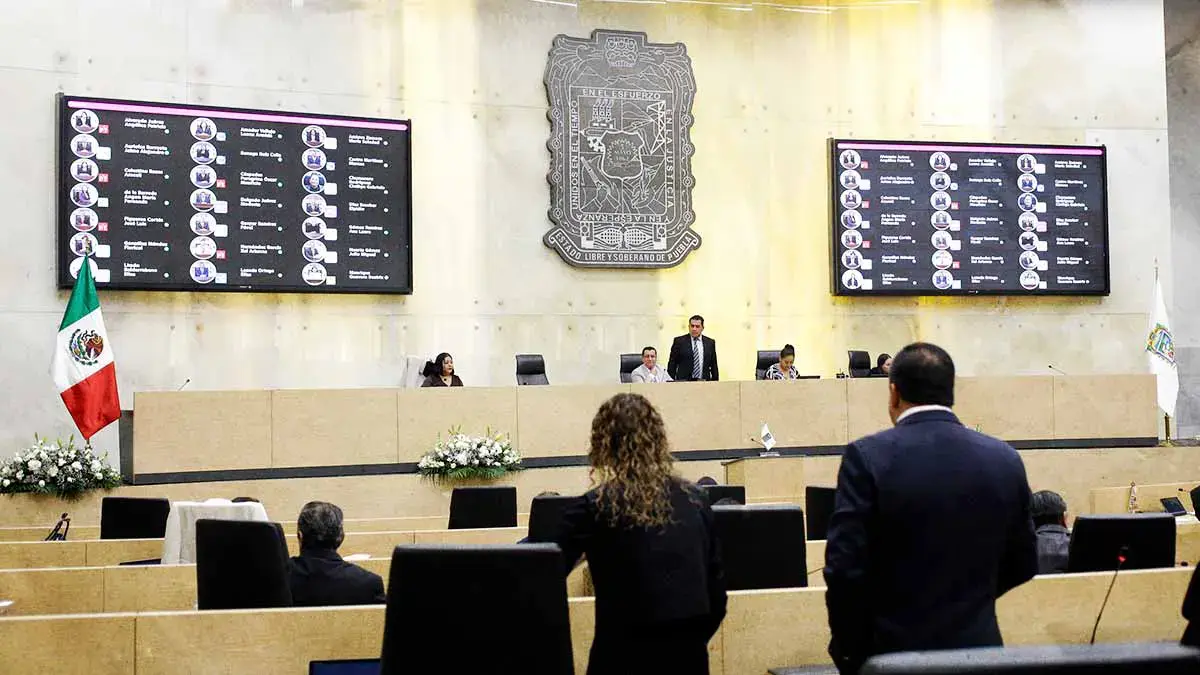 Congreso de Puebla abre la puerta a reforma a la Ley del Ciberasedio