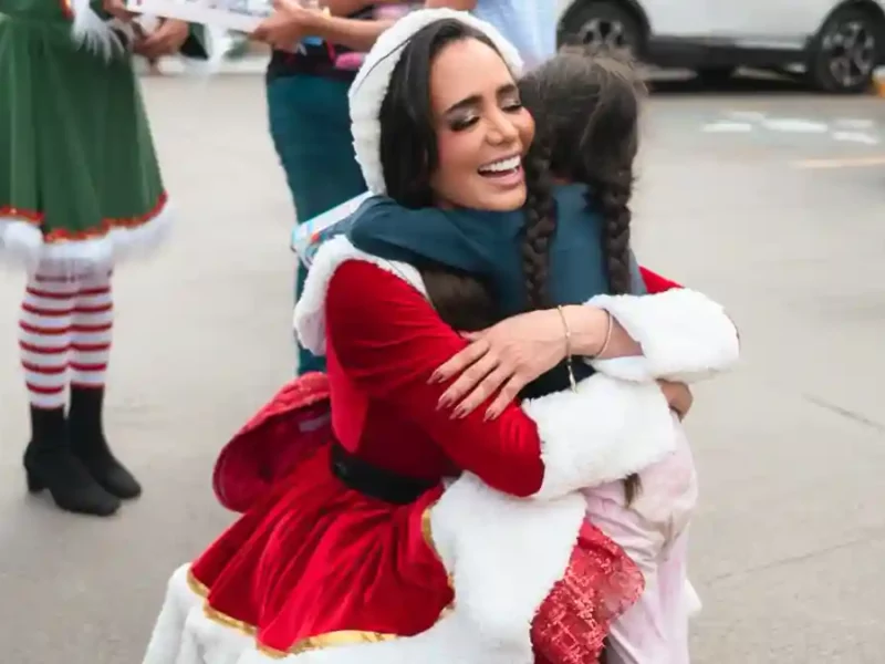 Sorprende la diputada Graciela Palomares con más de tres mil juguetes a niñas y niños del Distrito 16