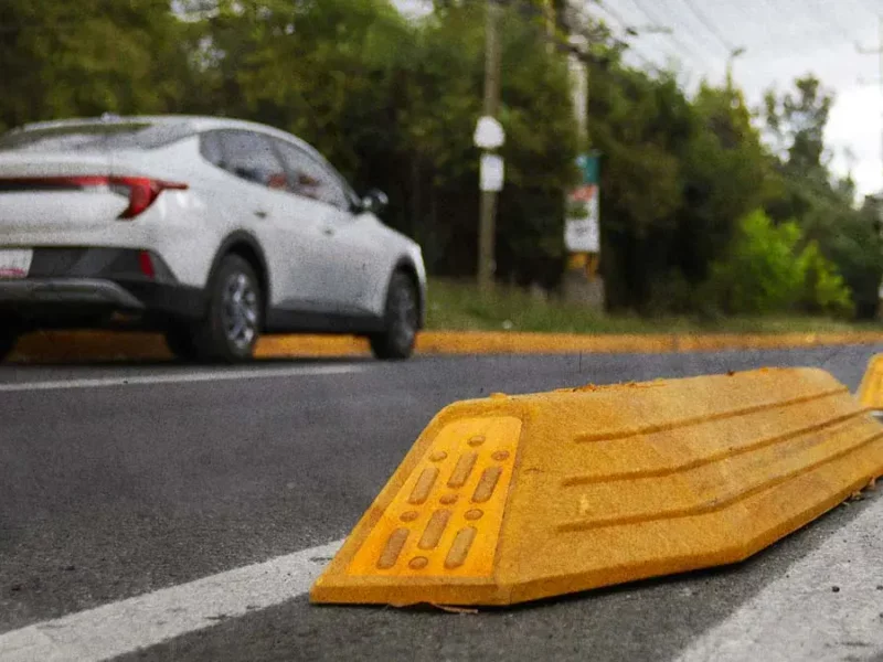 Autos estacionados invaden ciclovías en Puebla; vecinos denuncian riesgo en Las Torres y Valsequillo