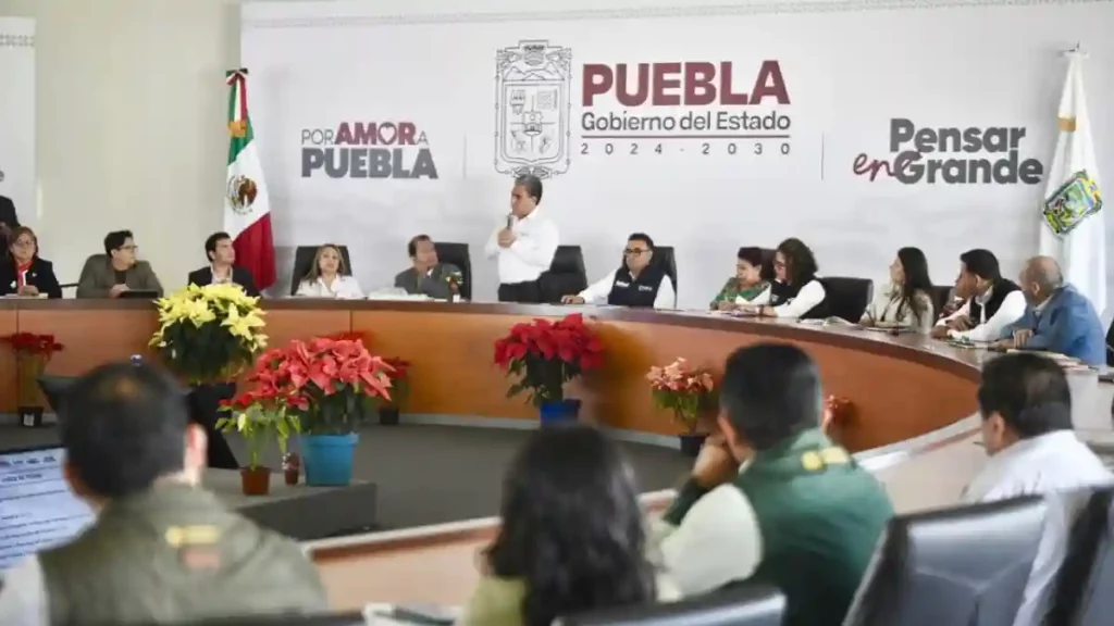 Participa Congreso en reunión interinstitucional de salud; fortalecen coordinación