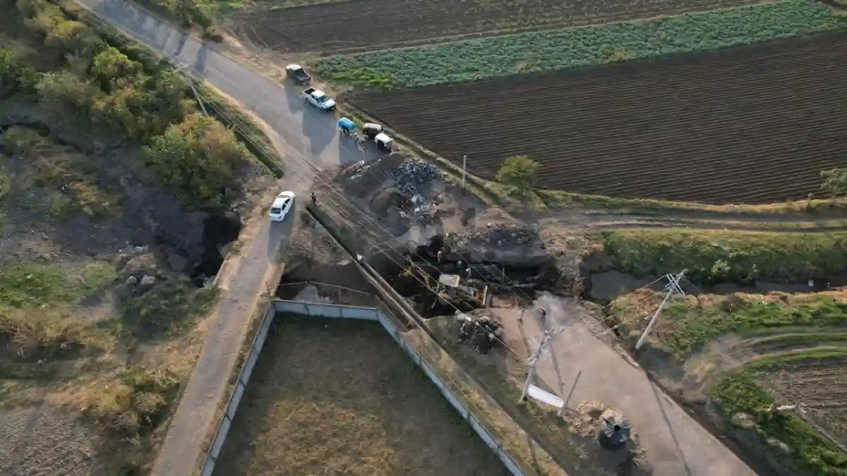 Ariadna Ayala impulsa rehabilitación del puente alcantarilla en Tenextepec 