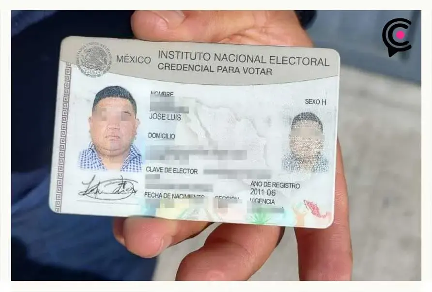 Policía Estatal atropella a perrita bulldog en Puebla; uniformado escapa del lugar
