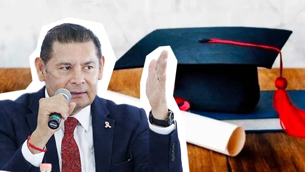 Alejandro Armenta revela rezago de diez mil títulos profesionales en Puebla durante primer año de administración