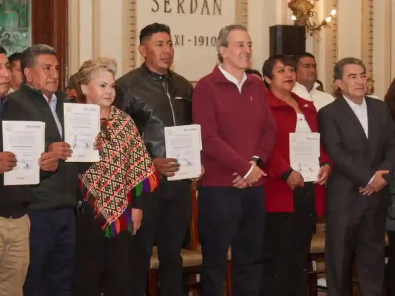 Toma protesta Pepe Chedraui a inspectoras e inspectores de sección