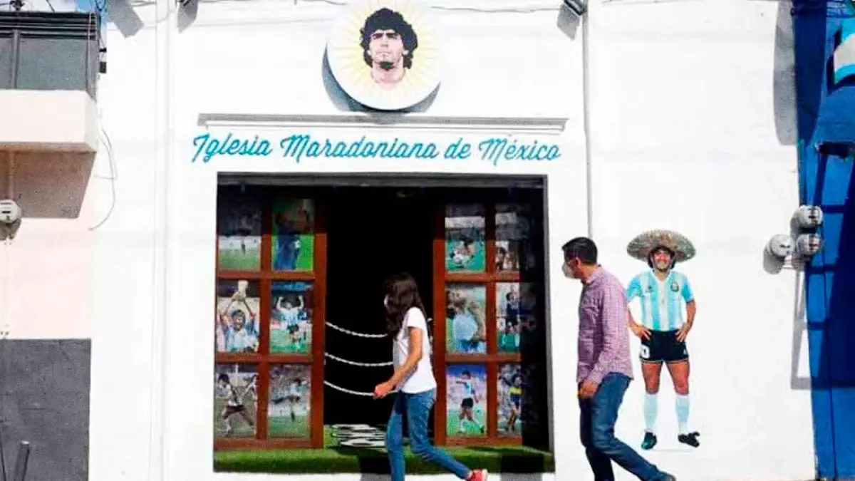 Cierra Iglesia Maradoniana en Cholula tras denuncia de fundador por hostigamiento y acusaciones de blasfemia