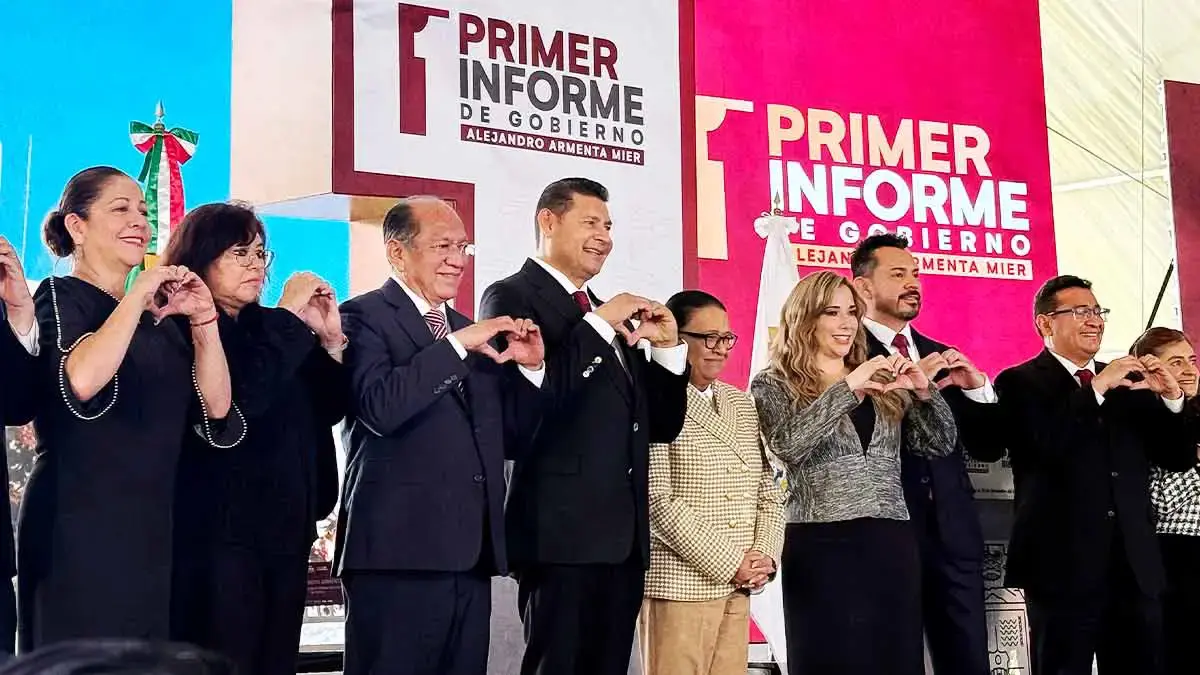Alejandro Armenta presume obras en Puebla durante su Primer Informe de Gobierno