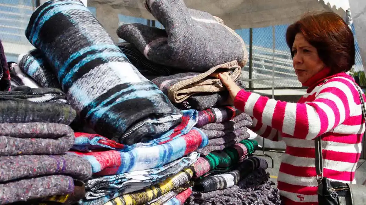 Arranca en Puebla campaña “Abriga un Corazón” para donar cobertores y abrigos