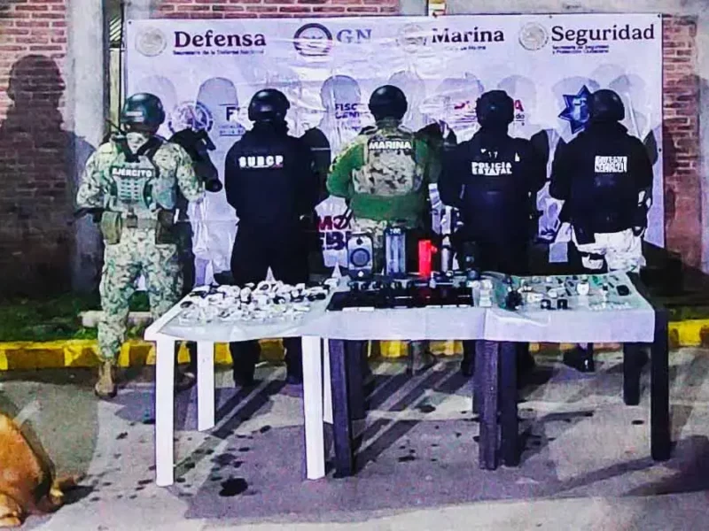 Durante operativo en penales de Puebla y Huauchinango localizan teléfonos celulares, estupefacientes y solventes