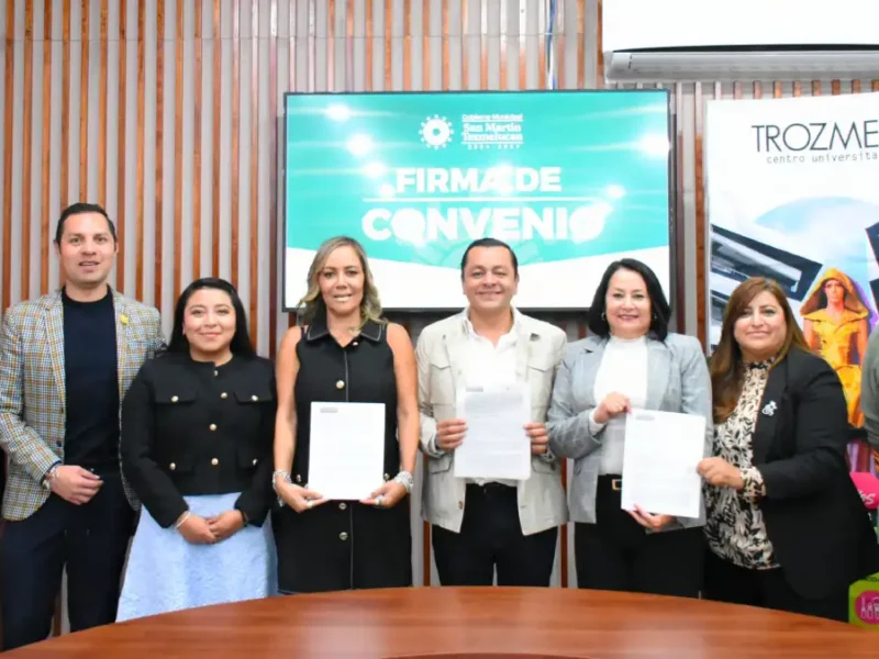 Signaron convenio de colaboración gobierno de Texmelucan y Trozmer Centro Universitario