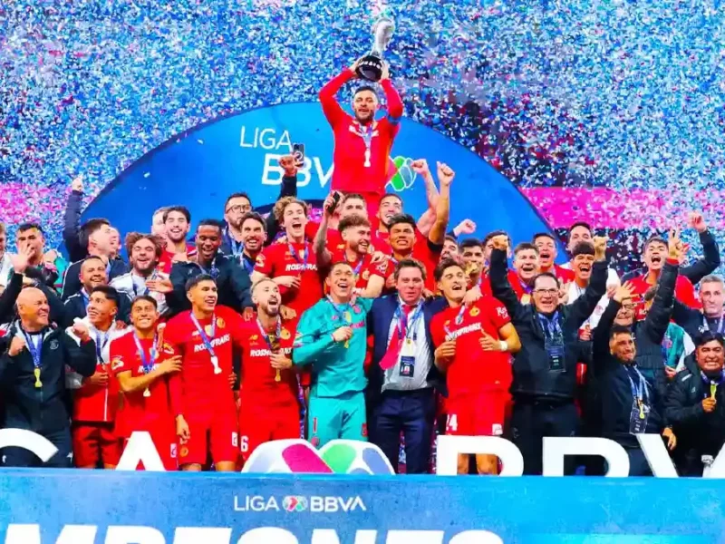 Toluca se corona bicampeón de la Liga Mx tras vencer en penales a Tigres