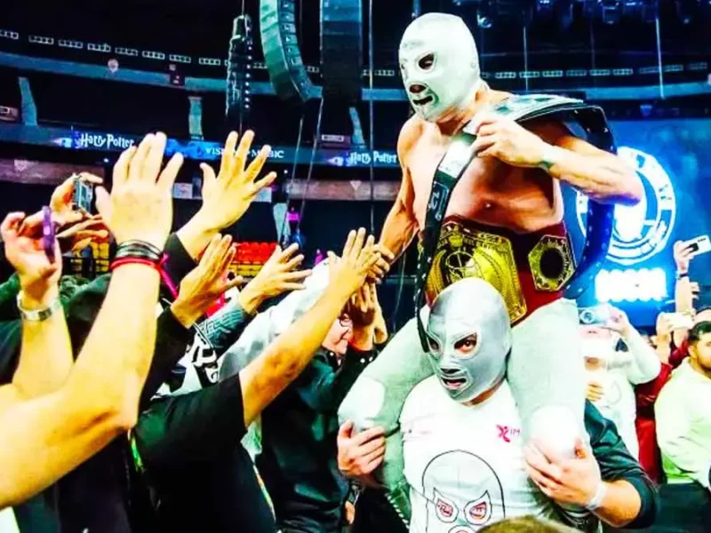 El Hijo del Santo culmina 43 años de carrera con función histórica en CDMX
