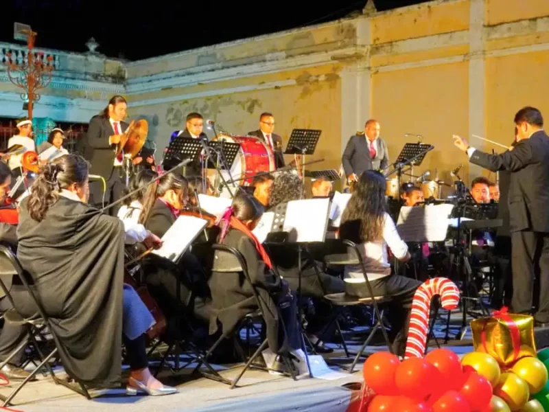 Gran concierto navideño de la Banda Sinfónica Municipal de Texmelucan