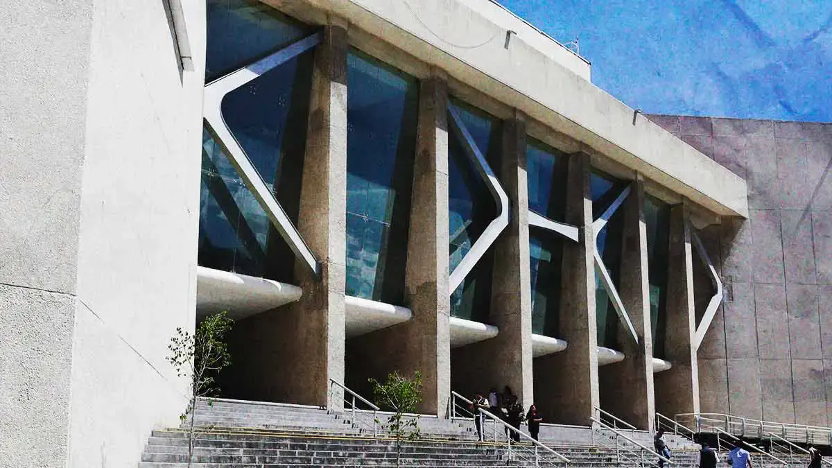 Trabajador de Finanzas de Puebla murió por causas naturales dentro la dependencia