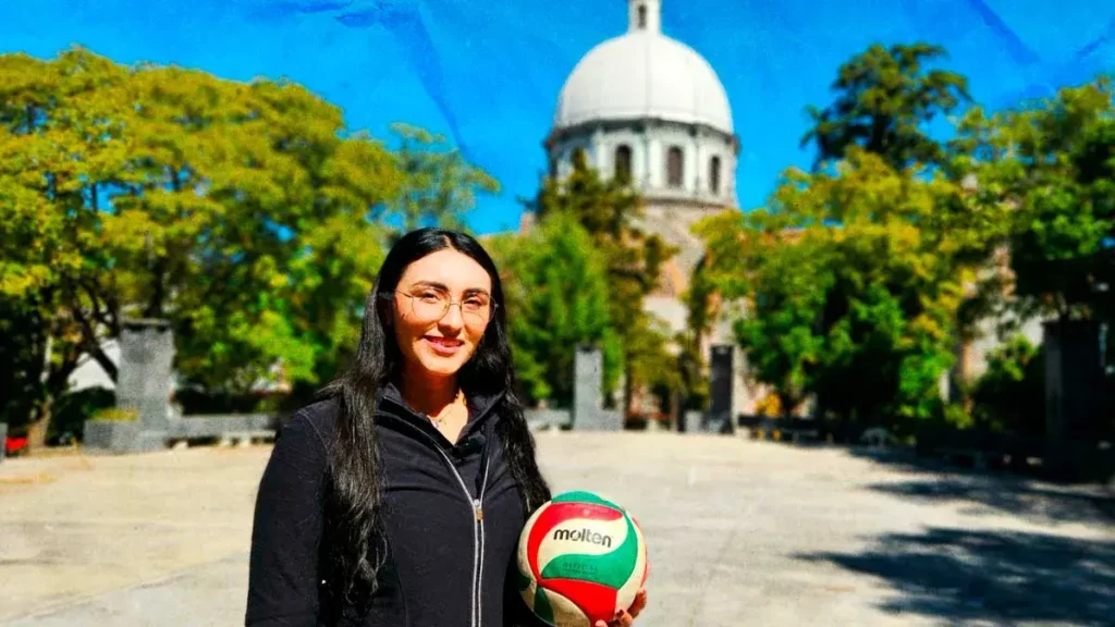 Cinthia Ayaquica refuerza a Guerreras de Puebla en debut de temporada