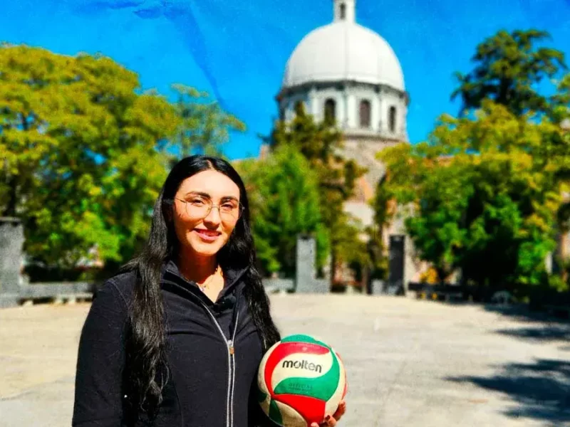 Cinthia Ayaquica refuerza a Guerreras de Puebla en debut de temporada