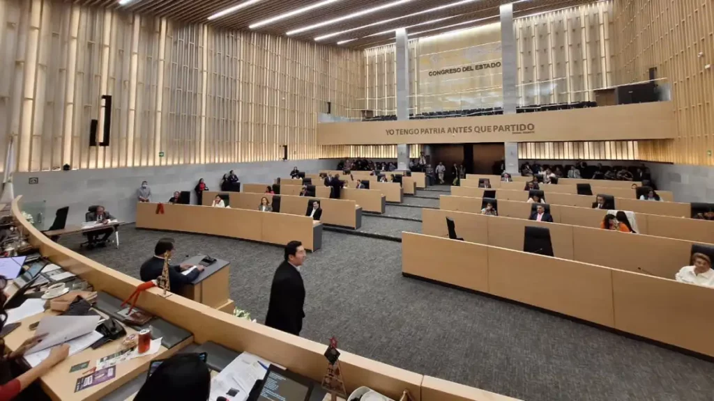 Impulsa diputada Celia Bonaga iniciativa para asegurar continuidad escolar de estudiantes embarazadas