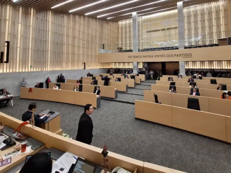 Impulsa diputada Celia Bonaga iniciativa para asegurar continuidad escolar de estudiantes embarazadas