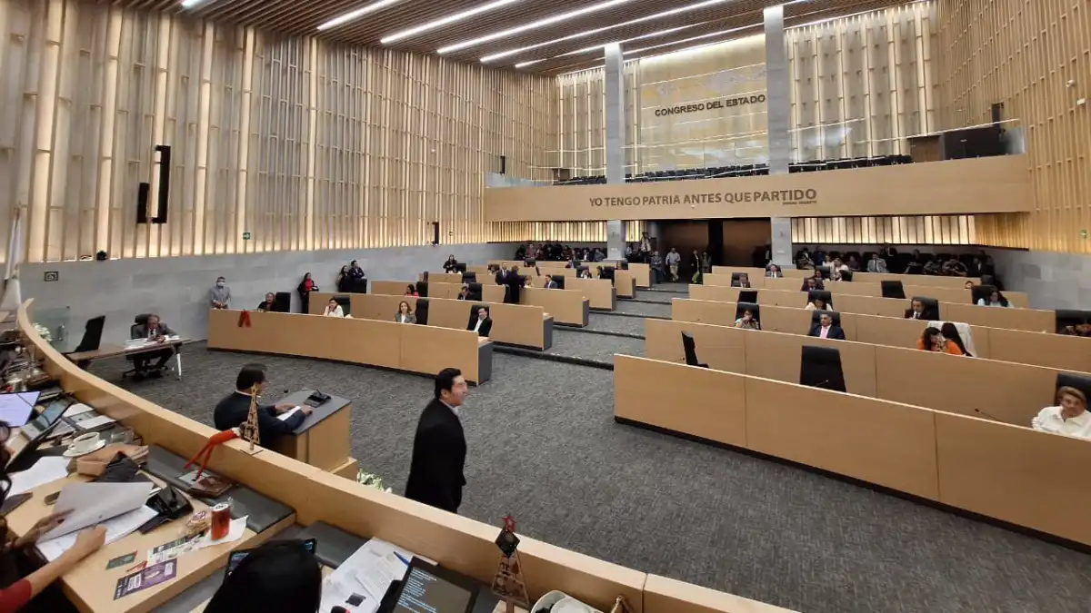 Impulsa diputada Celia Bonaga iniciativa para asegurar continuidad escolar de estudiantes embarazadas