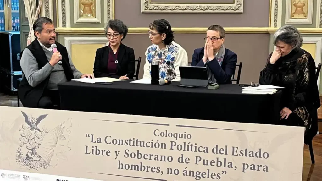 Realiza Congreso del Estado coloquio “La Constitución Política del Estado Libre y Soberano de Puebla”