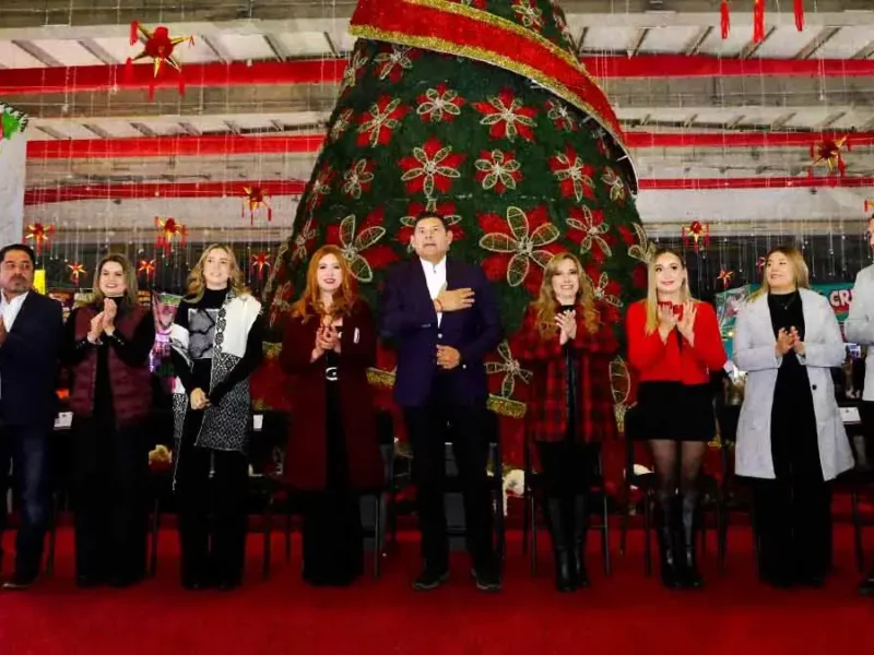 Alejandro Armenta inaugura el Festival Navideño “Por Amor a Puebla” 2025 