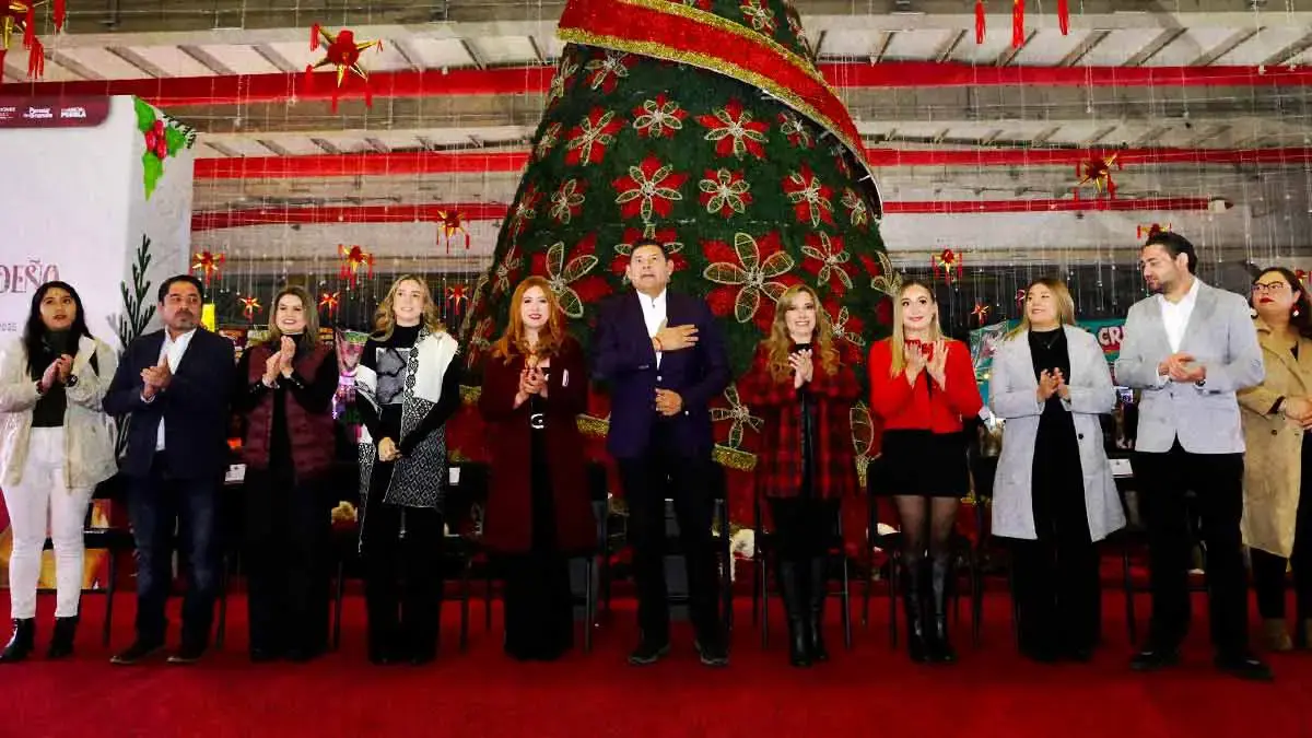 Alejandro Armenta inaugura el Festival Navideño “Por Amor a Puebla” 2025