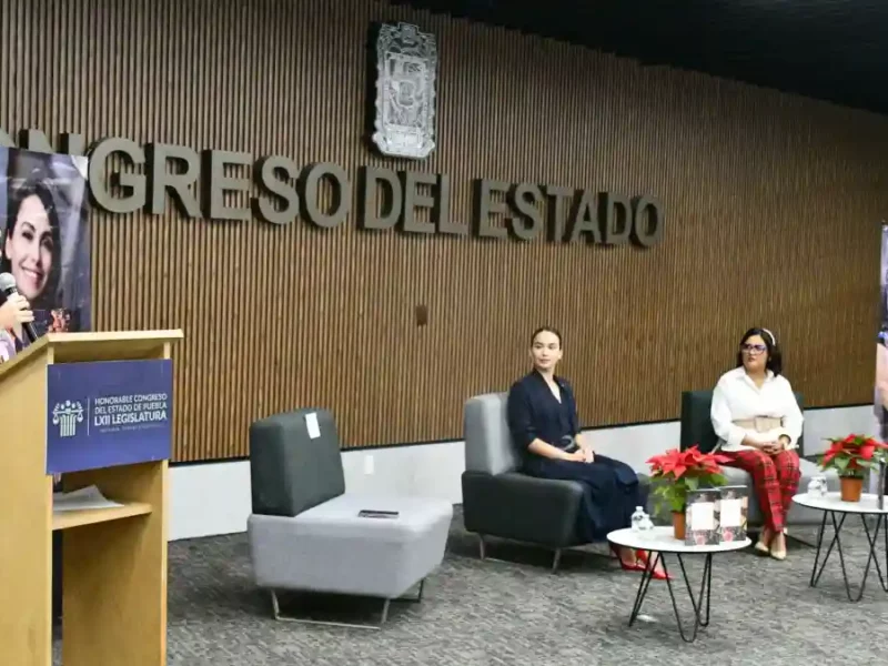 Realiza Congreso feria de servicios de salud y presentación de libro 