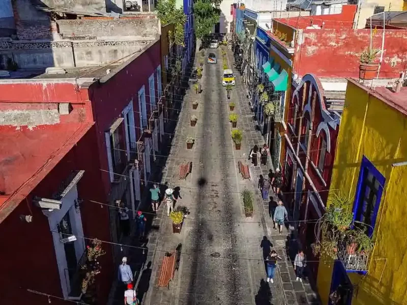 Ayuntamiento de Puebla contempla peatonalizar el Callejón de los Sapos en 2026