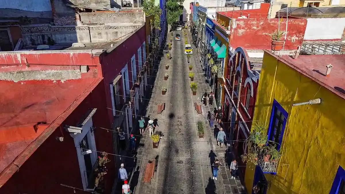 Ayuntamiento de Puebla contempla peatonalizar el Callejón de los Sapos en 2026
