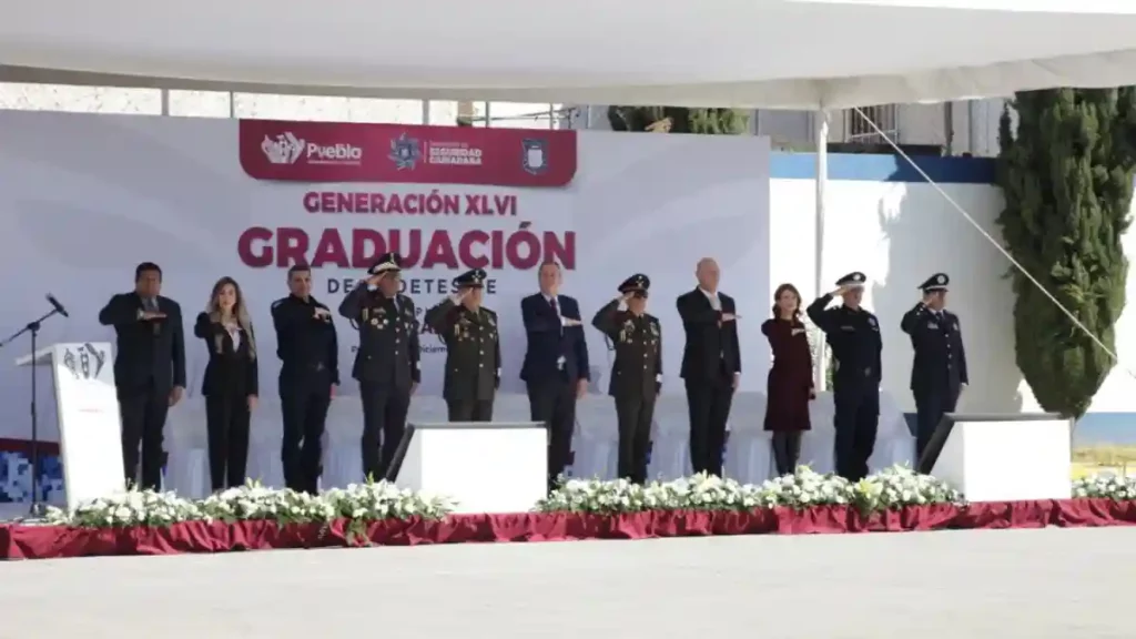 Encabeza Pepe Chedraui graduación de cadetes de la Academia de Formación y Profesionalización Policial de la SSC