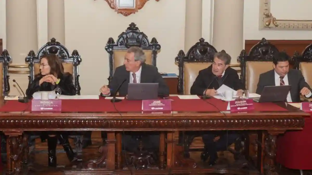 Aprueba Cabildo del Ayuntamiento de Puebla modificaciones a estructuras orgánicas de diferentes dependencias