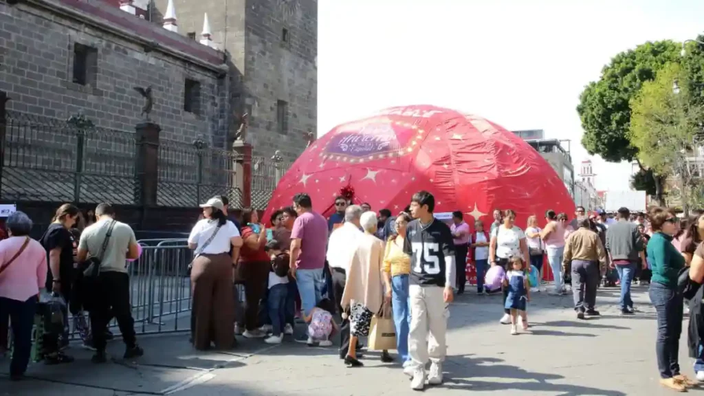 Invita Gobierno de la Ciudad a visitar el domo sensorial "Sintamos la Navidad"