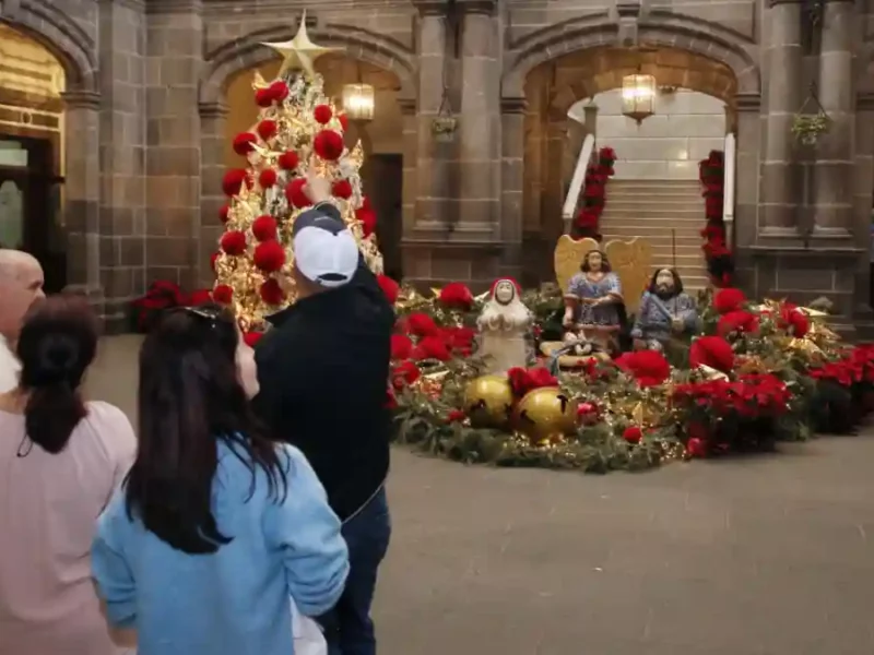 Invita Gobierno de la Ciudad a disfrutar del Nacimiento de talavera en Palacio Municipal
