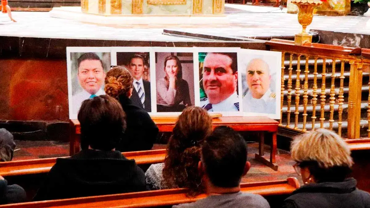 Recuerdan a los Moreno Valle con misa y ofrenda en séptimo aniversario luctuoso