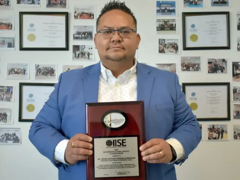 Distinguen a docente BUAP con el Global Outstanding Faculty Advisor Award