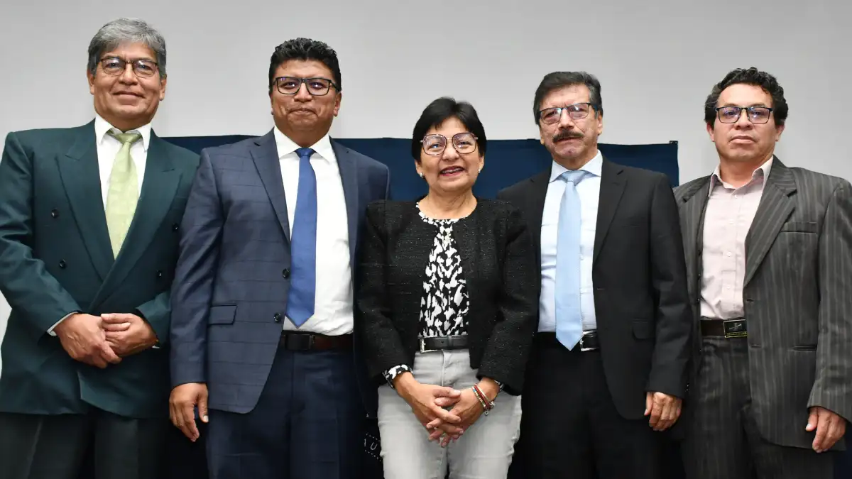 Forma BUAP profesionales competentes que orientarán el futuro del país