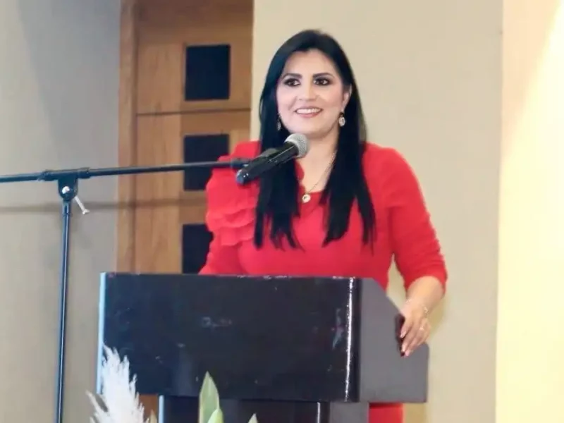 Diputada Delfina Pozos presenta iniciativa para fortalecer el combate al feminicidio en Puebla