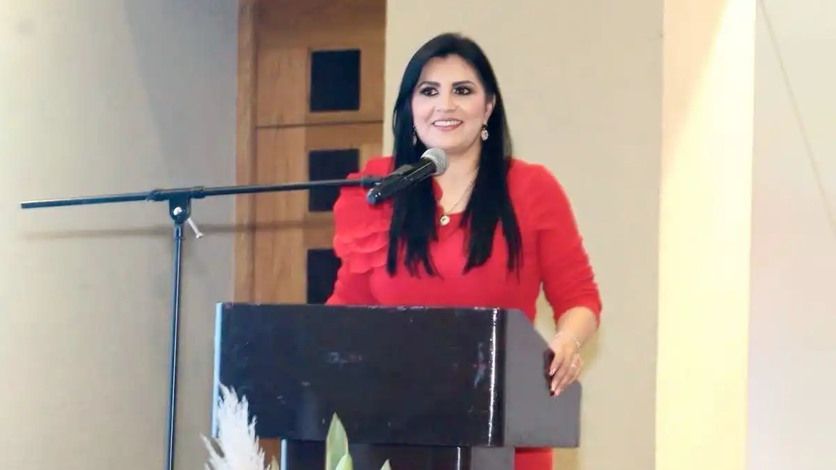 Diputada Delfina Pozos presenta iniciativa para fortalecer el combate al feminicidio en Puebla