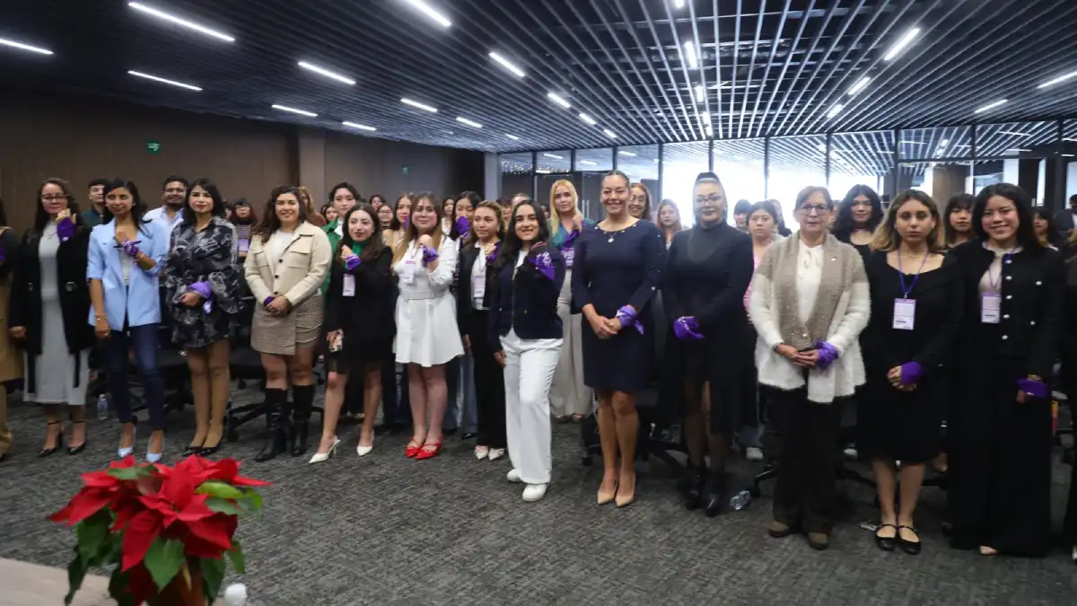 Realizan en el Congreso Primer Parlamento Estatal de Mujeres Jóvenes
