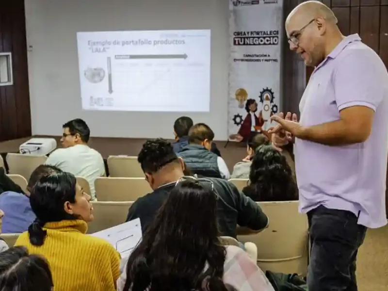 Capacita gratuitamente Gobierno de la Ciudad a más de 5 mil personas para impulsar sus negocios y MiPyMes