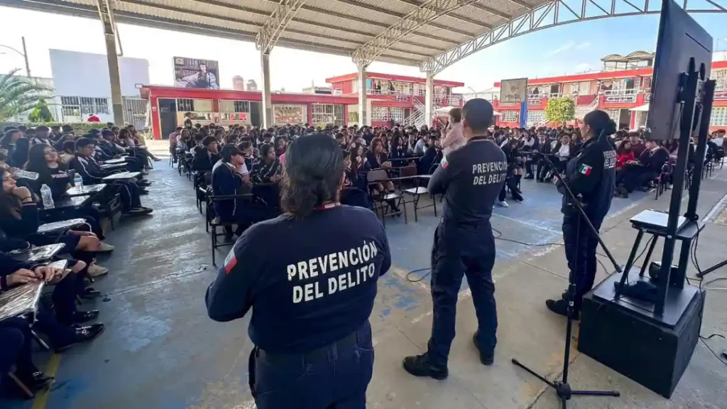 IJMP imparte pláticas de prevención a más de 400 estudiantes