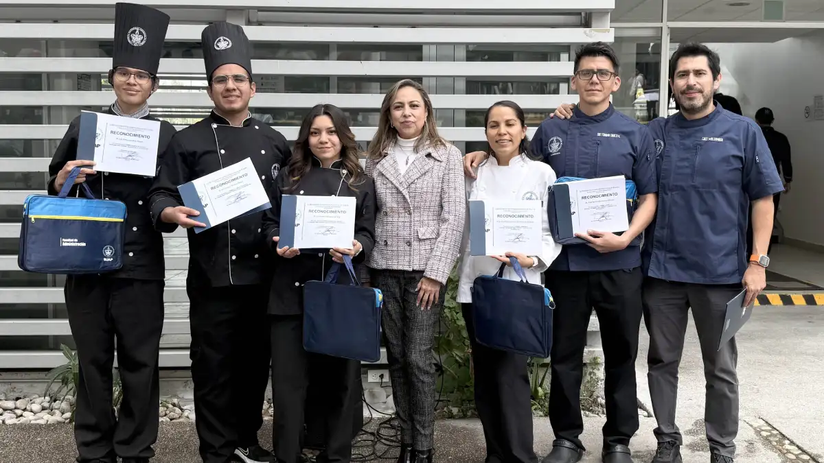Es una satisfacción formar parte de la BUAP, una institución que nos respalda: alumnos de Gastronomía ganan concurso ¡A chopear!