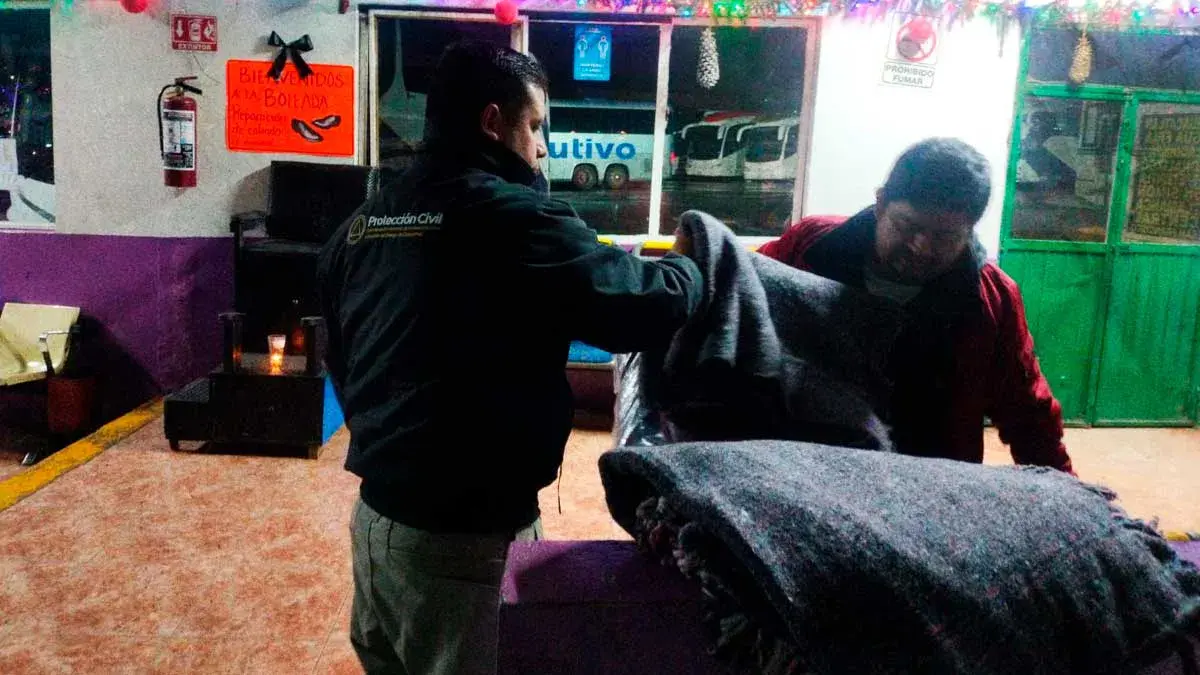 Puebla refuerza operativos invernales para proteger a personas vulnerables en 2026